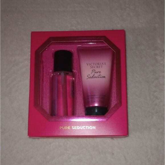 🆕Victoria's Secret Pure Seduction Set - Picture 1 of 2